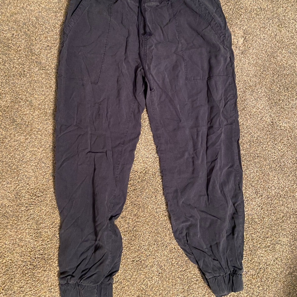 Blue capris